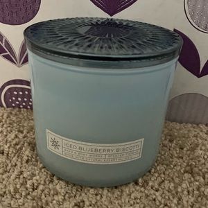 Bath and Body Works Blueberry Biscotti Candle